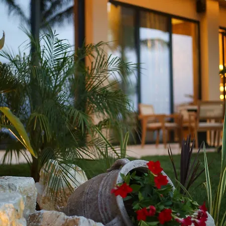 Regina Palm Hotel 5*