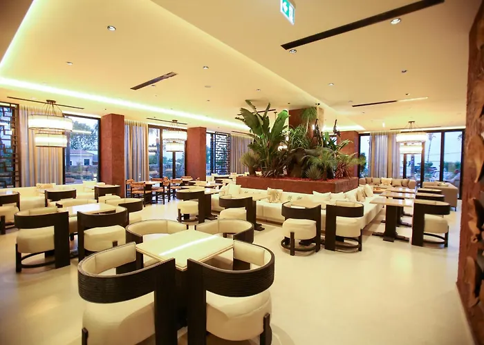 Regina Palm Hotell Bashkia e Orikumit