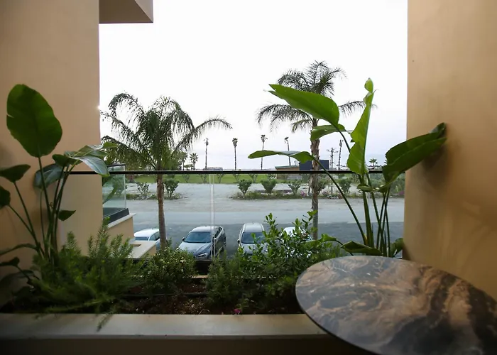 Regina Palm Hotell 5*