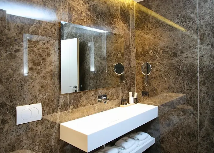 Regina Palm 5* Bashkia e Orikumit