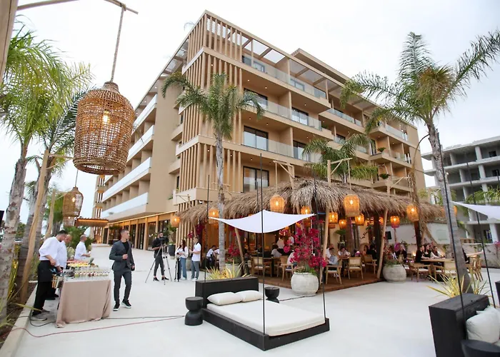 Hotell Regina Palm Bashkia e Orikumit