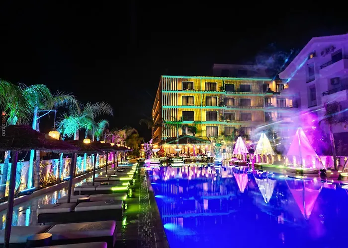 Regina Palm Hotell 5*