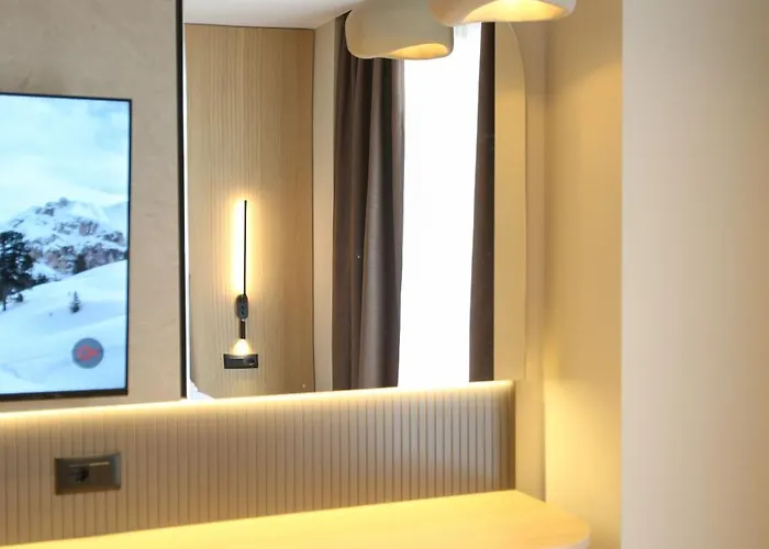 Regina Palm Hotell 5*